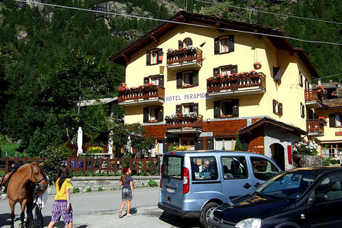 Hotel Ristorante Paramont Baulen Екстер'єр фото
